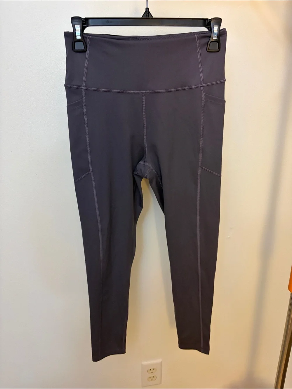 Victoria's Secret High-Rise Leggings in Charcoal Gray